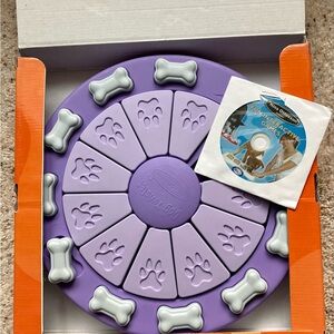 Dog Twister - Interactive Game - By: Nina Ottosson